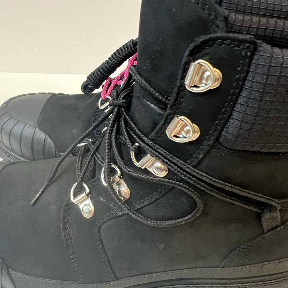 NWOT Timberland Black Leather Boots with Pink and Black Lace Options Included - Picture 12 of 15